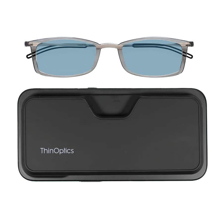 MagSafe_BrooklynBLBReadingGlasses_Connect_ClearonPhone